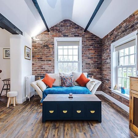 Belvedere House - Serene Countryside Escape - 4 Bedrooms Sleeps 8 Sandbach Exterior photo