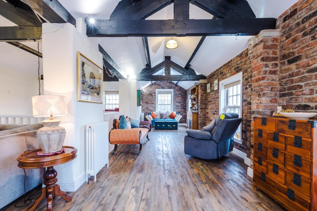 Belvedere House - Serene Countryside Escape - 4 Bedrooms Sleeps 8 Sandbach Exterior photo